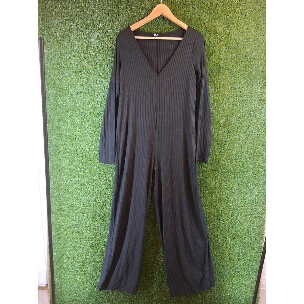 ZARA Trafaluc Black Ribbed Knit Wide Leg Jumpsuit Long Sleeve V-Neck Size M
